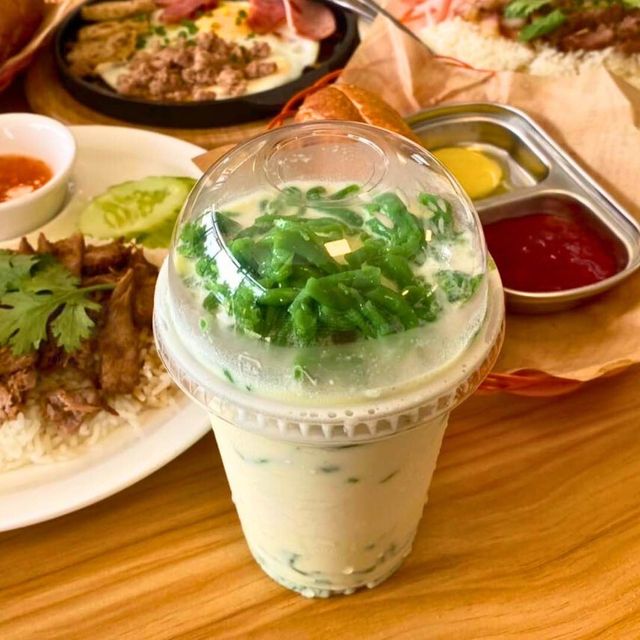 🥫บั่นหมี่พิดโลก 