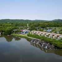 ที่พักสวยติดแม่น้ำแควน้อย 🏞️