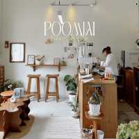 POOMJAI flower&cafe คาเฟ่ เปิดใหม่ ชลบุรี