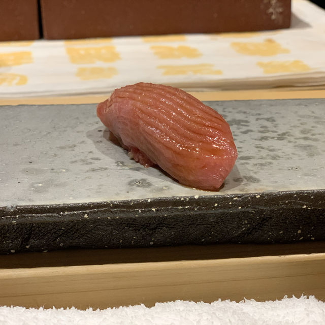 【東京🗼】麻布十番の超予約困難店で本物のお鮨を！🍣