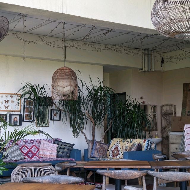 Amazing cafe to try when you're in Bangi, Selangor.