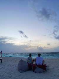 Beautiful sunset across the Indian Ocean Sea 🌅🌅