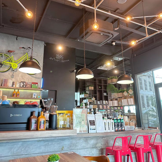 Library-themed Cafe in Selangor 📚☕️ Ink Library Cafe