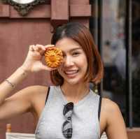 ขนมไหว้พระจันทร์ กับกล่องสวยๆของเขา