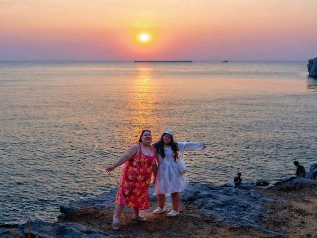 จุดชมวิว ช่องเขาขาด เกาะสีชัง 