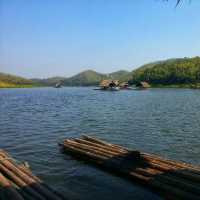 กิจกรรมล่องแพที่ห้วยกระทิง