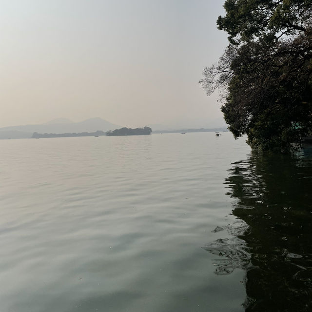 Exploring Serenity: A Journey Through Hangzhou’s West Lake