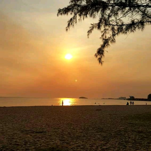 CAPTIVATING SUNSETS IN PORT DICKSON