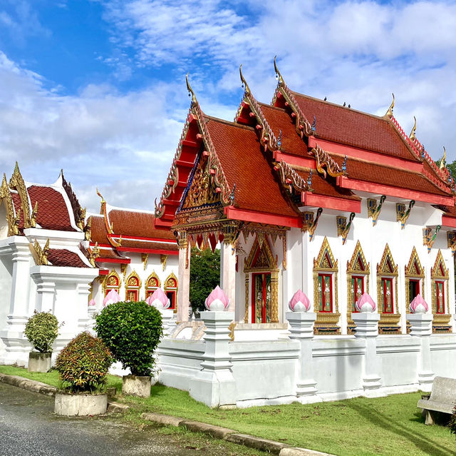 Phutta Thiwat Temple Betong