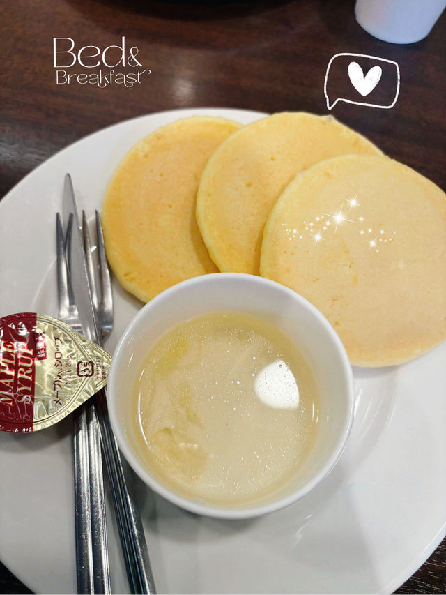 ทานอาหารเช้าที่โรงแรม Sardonyx Ueno