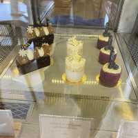 Tewa Cafe อยุธยา: จิบกาแฟในบรรยากาศวัดเก่า