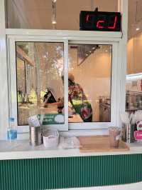 รีวิวร้าน Kamu Kamu สาขาม.กรุงเทพ: ต้อลอง