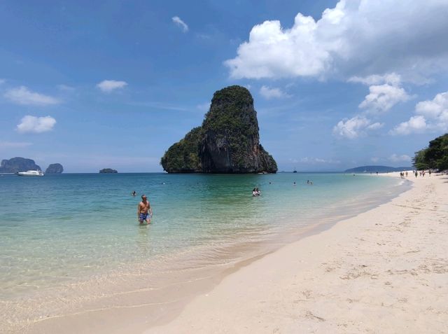 หาดถ้ำพระนาง Phra Nang Cave Beach เที่ยวกระบี่
