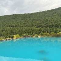 The Bluest lake I’ve ever seen. This is not Switzerland, this China.