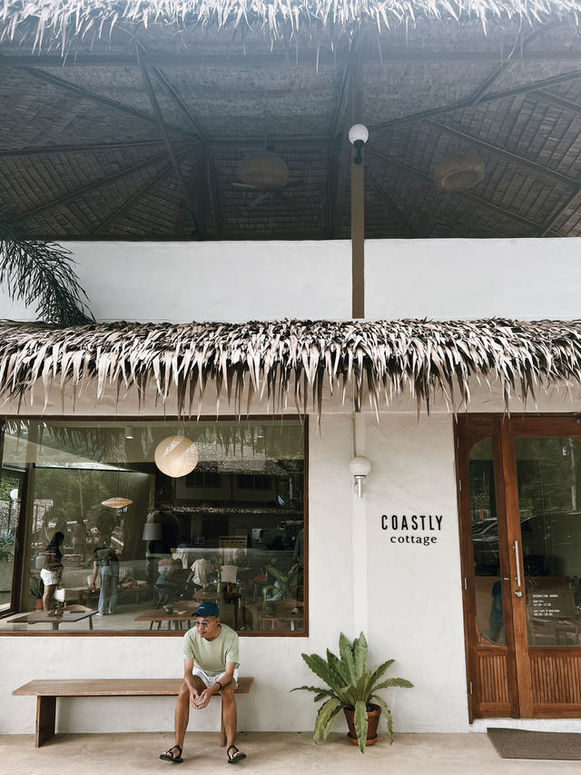 Coastly Cottage คาเฟ่สไตล์บาหลีที่แก่งกระจาน 🏝️