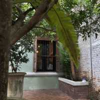 Farm To Table Hideout ✨🍀คาเฟ่ย่านปากคลองตลาด