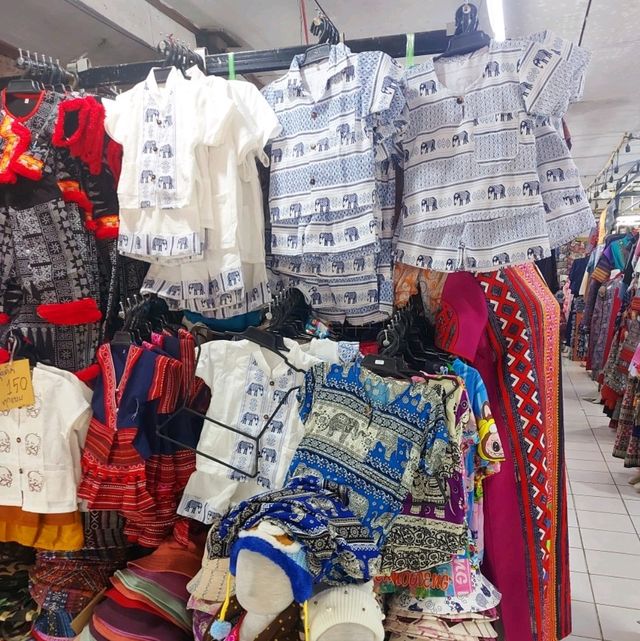 กาดทุ่งเกวียน แหล่งของฝากเมืองลำปาง