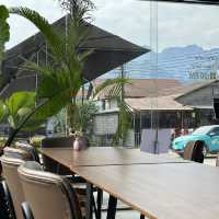 V Coffee & Tea วังเวียง 