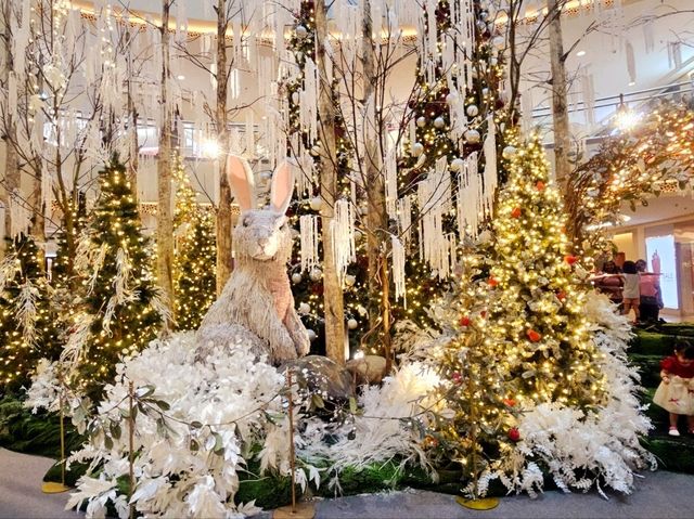 A Christmas encounter at Mid Valley Megamall