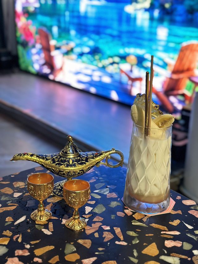 必點打卡神燈Cocktail📸