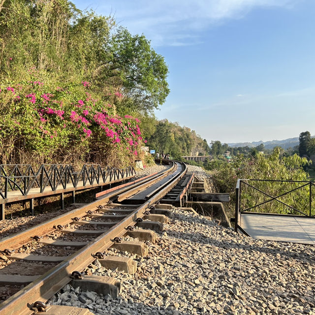 ถ้ำกระแซ ทางรถไฟสายมรณะ