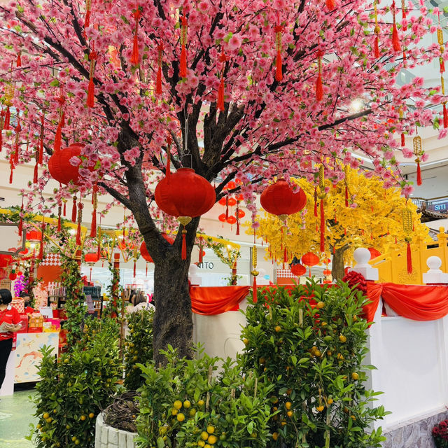 Escape to a Mini Paradise at One Utama!