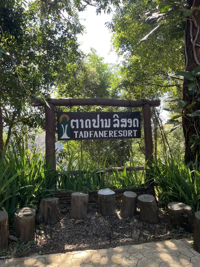 Tad Fane Waterfall : Paksong
