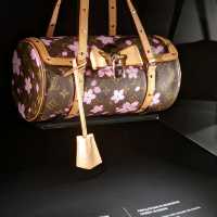 Louis Vuitton Fans Only!