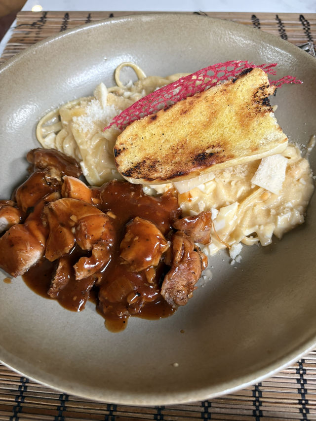 Omah Dhuwur – 日惹高檔餐廳體驗 🍽️