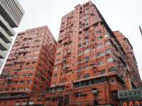Hong Kong on Foot: Iconic Landmarks and Flavorful Streets