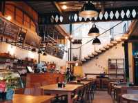 A MUST VISIT CAFÉ IN BALI.