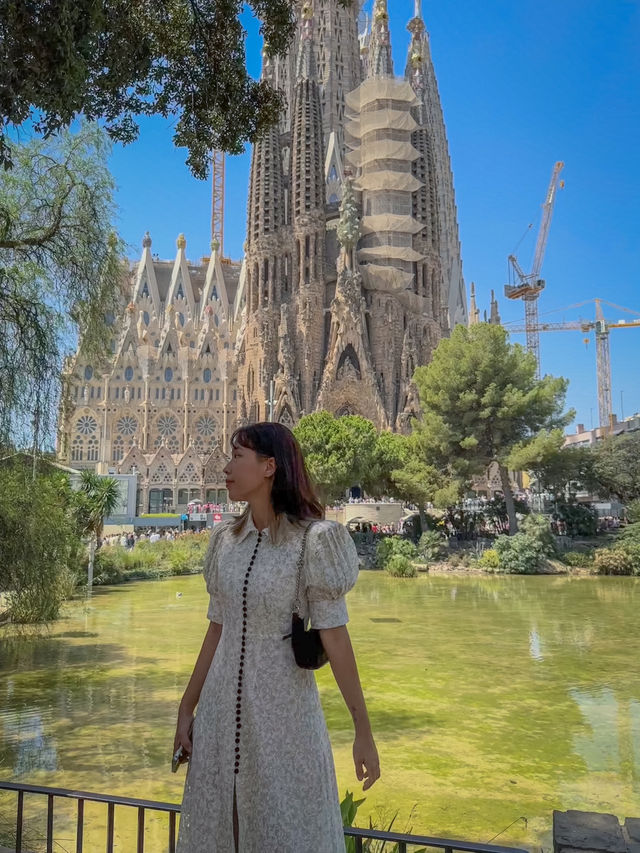 🇪🇸세계에서 가장 아름다운 공사중인 건축물은 바로 바르셀로나의 사그라다 파밀리아 대성당🇪🇸