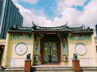 泰國曼谷湄南河畔BTS天鐵華人文化祠堂古寺廟商場一日遊行程，適合休閒逛街打卡拍照📸