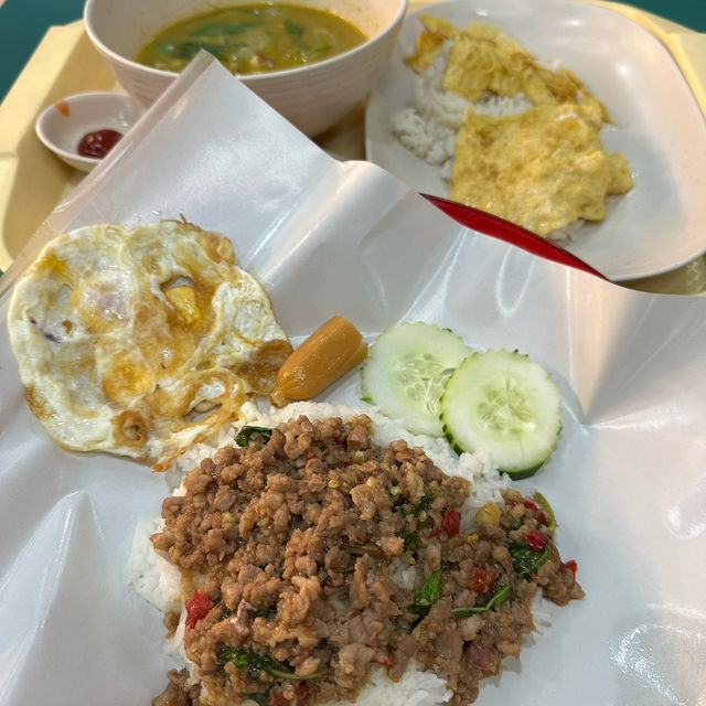 タイ・バンコクMBKセンターのフードコート飯とミシュラン店✨