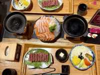 高雄輕軌(光榮碼頭)站附近2分鐘的美食餐廳(萩椛和牛燒肉)非吃不可