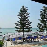Blue Sea คาเฟ่ลับๆติดทะเลสัตหีบ