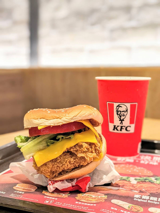 芝士控有福🧀KFC又有新品 三重芝士脆雞系列