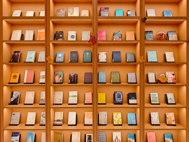 Xujiahui Library: Shanghai’s Futuristic Literary Cathedral