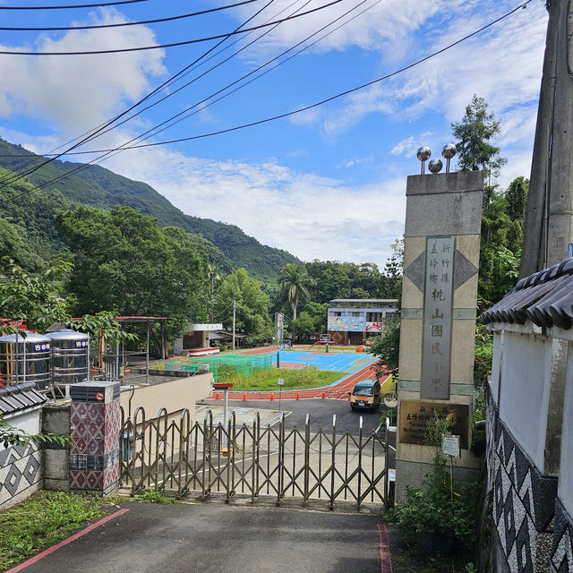 五峰清泉天主堂附近賞櫻區