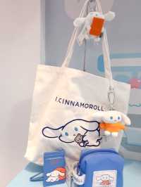 勁可愛玉桂狗😍Cinnamoroll ROLL OUT THE FUN 夢幻派對  嚟緊嘅復活節約定你嚟AIRSIDE狂玩特玩  ✨超吸睛5米高毛絨絨Cinnamoroll 及巨型波波池 ✨夢幻田徑
