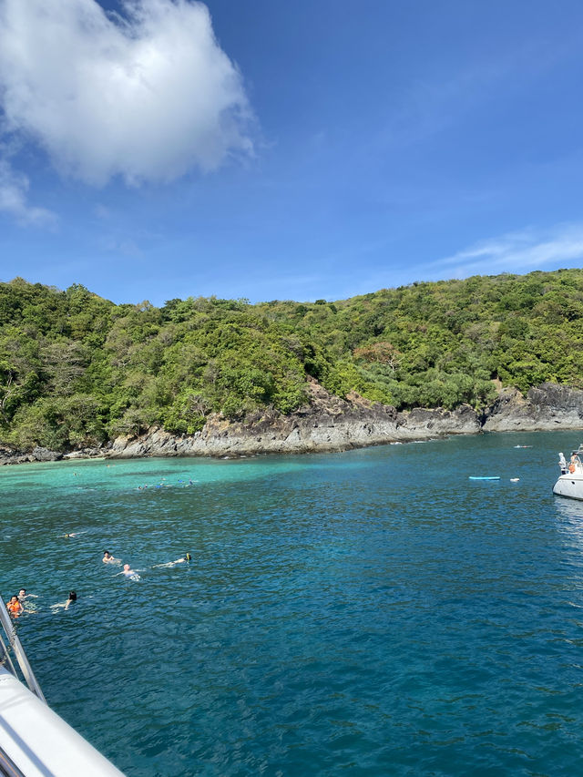 ล่องเรือ half day with nikorn ที่เกาะ coral 