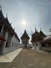 พาเที่ยววัดไผ่ล้อม (หลวงพ่อเอียด) 