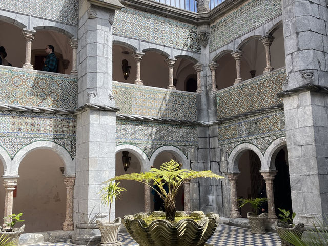 Sintra เมืองแห่งปราสาทเทพนิยายในขุนเขา