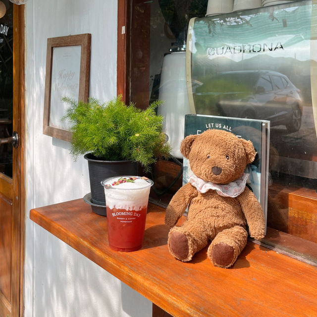 คาเฟ่เล็กๆที่น่ารัก 🧺 #สุพรรณบุรี