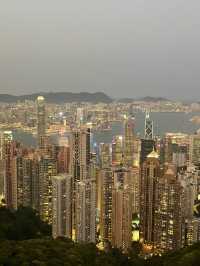 俯瞰浮城繁華——香港太平山頂靚景打卡