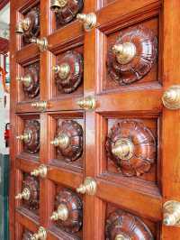 Sacred Splendor: Visiting Sri Mariamman Temple on My Spring Getaway
