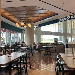 Croco Cibinong: France Bakery & Café Delights in the Heart of the City