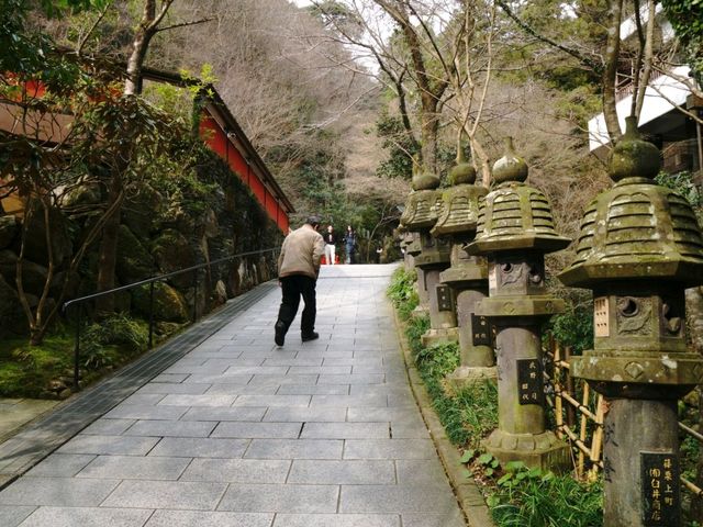 ไหว้พระ Nanzoin Temple , Fukuoka, Japan