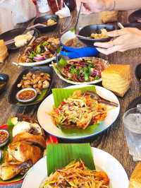 🌶️ แซ่บไฟลุก! "เรอปลาแดก" บางเสร่ ร้านยำสุดจึ้ง