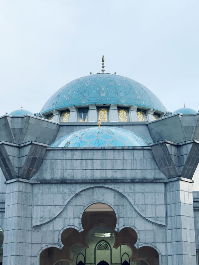 Masjid Negara: Where Faith Meets Architecture” 🇲🇾
